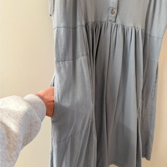 Light Blue Button-Front Dress - Picture 4 of 4